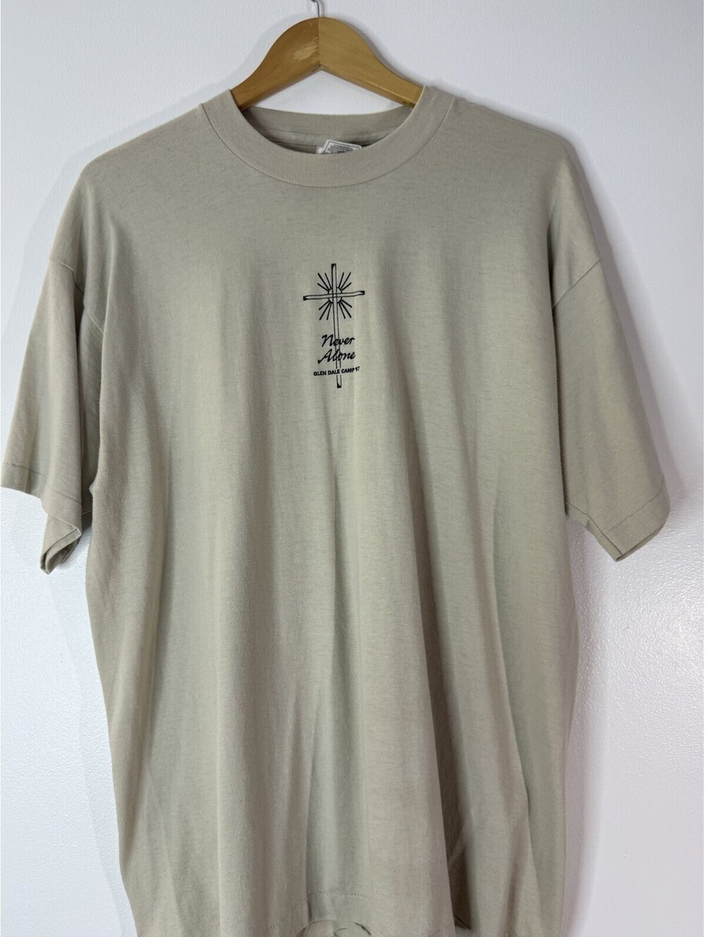 Vintage 1997 Never Alone Glendale Church Camp Shirt Size XL